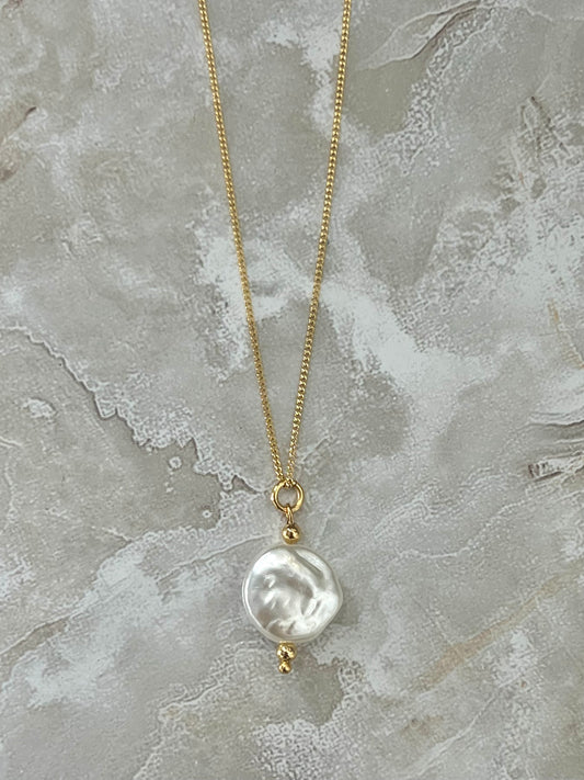 White Pearl Necklace