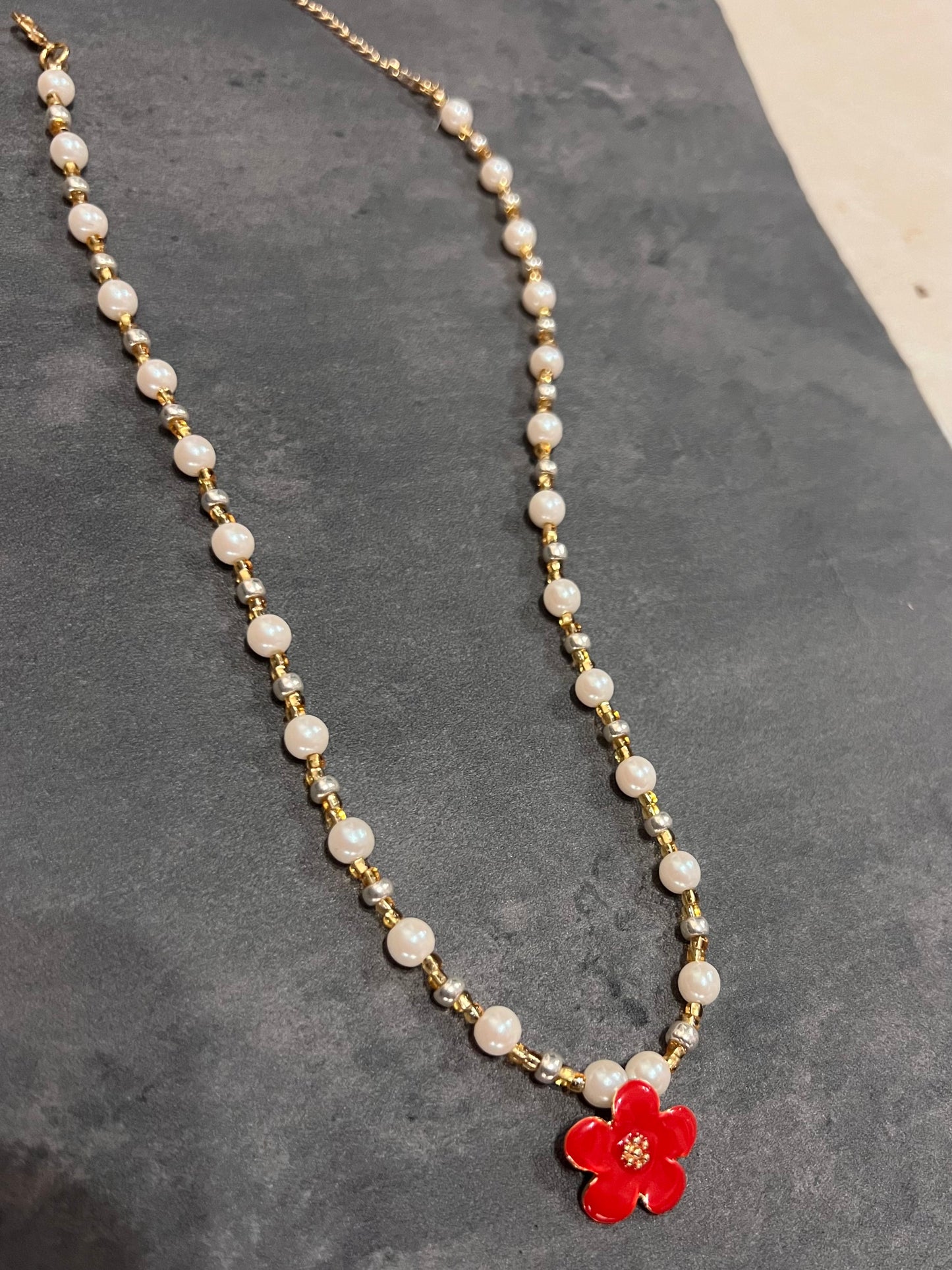MAGA Pearls Necklace