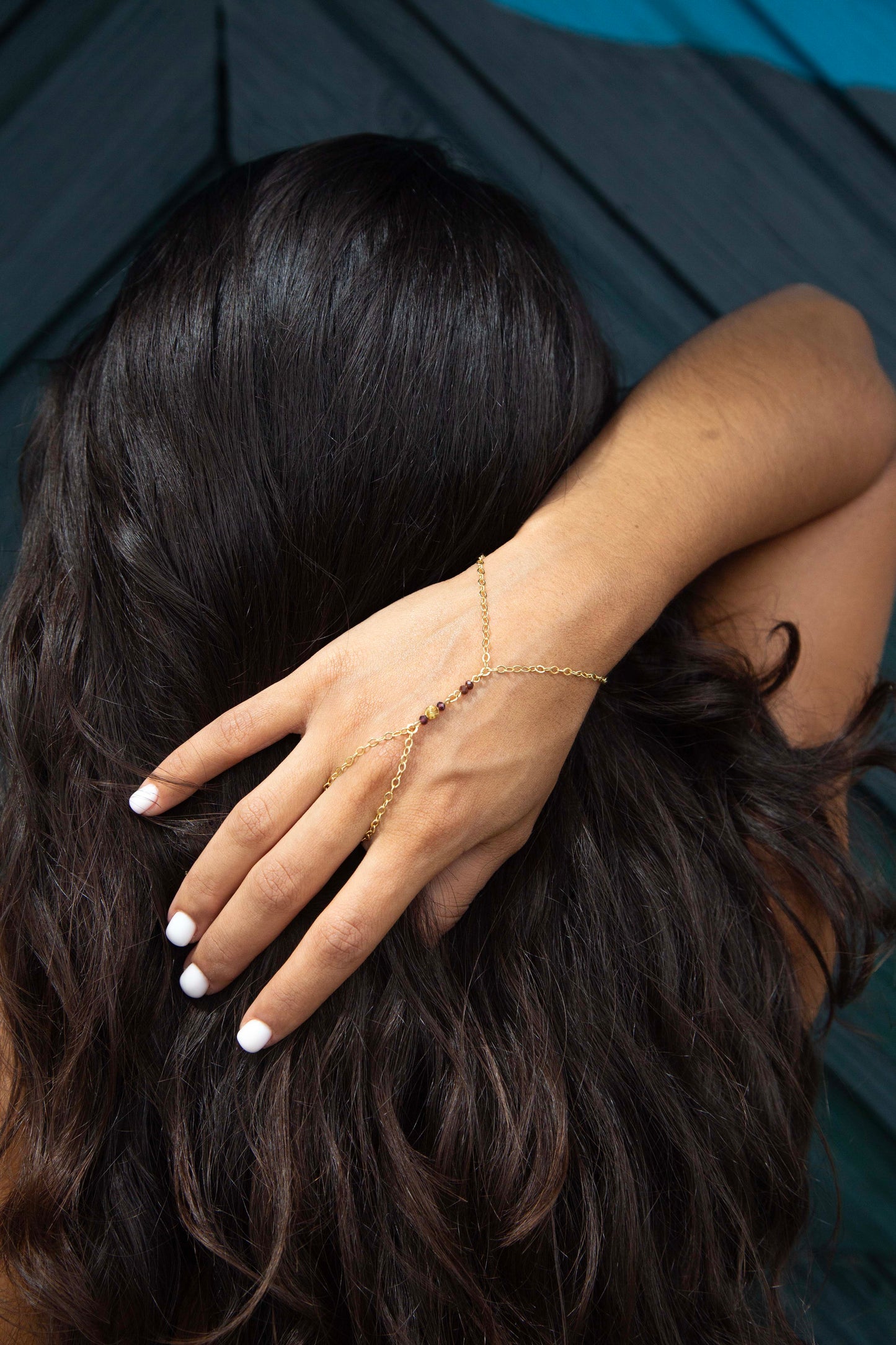 Piña Hand Chain