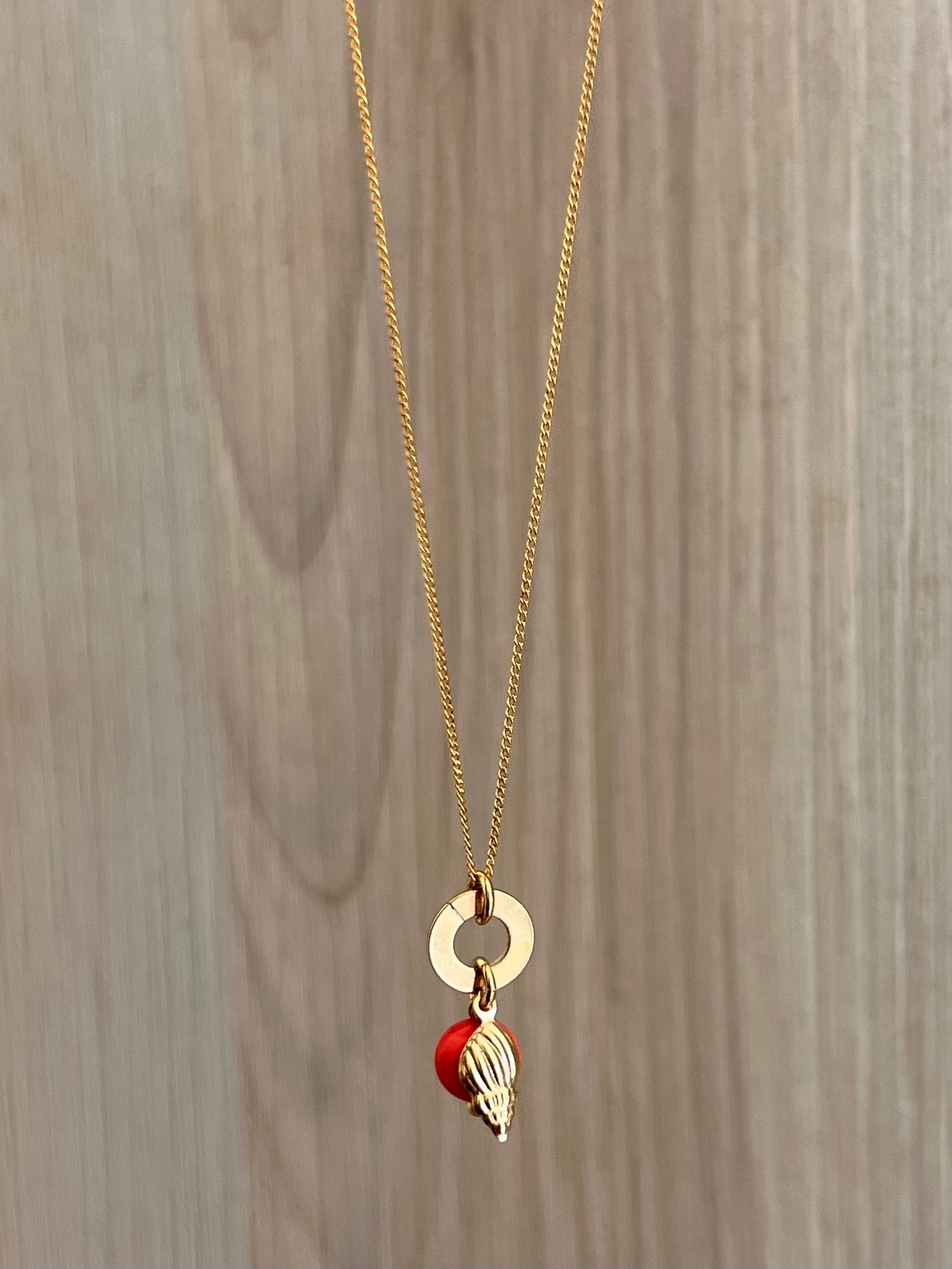 Conch Orange Necklace