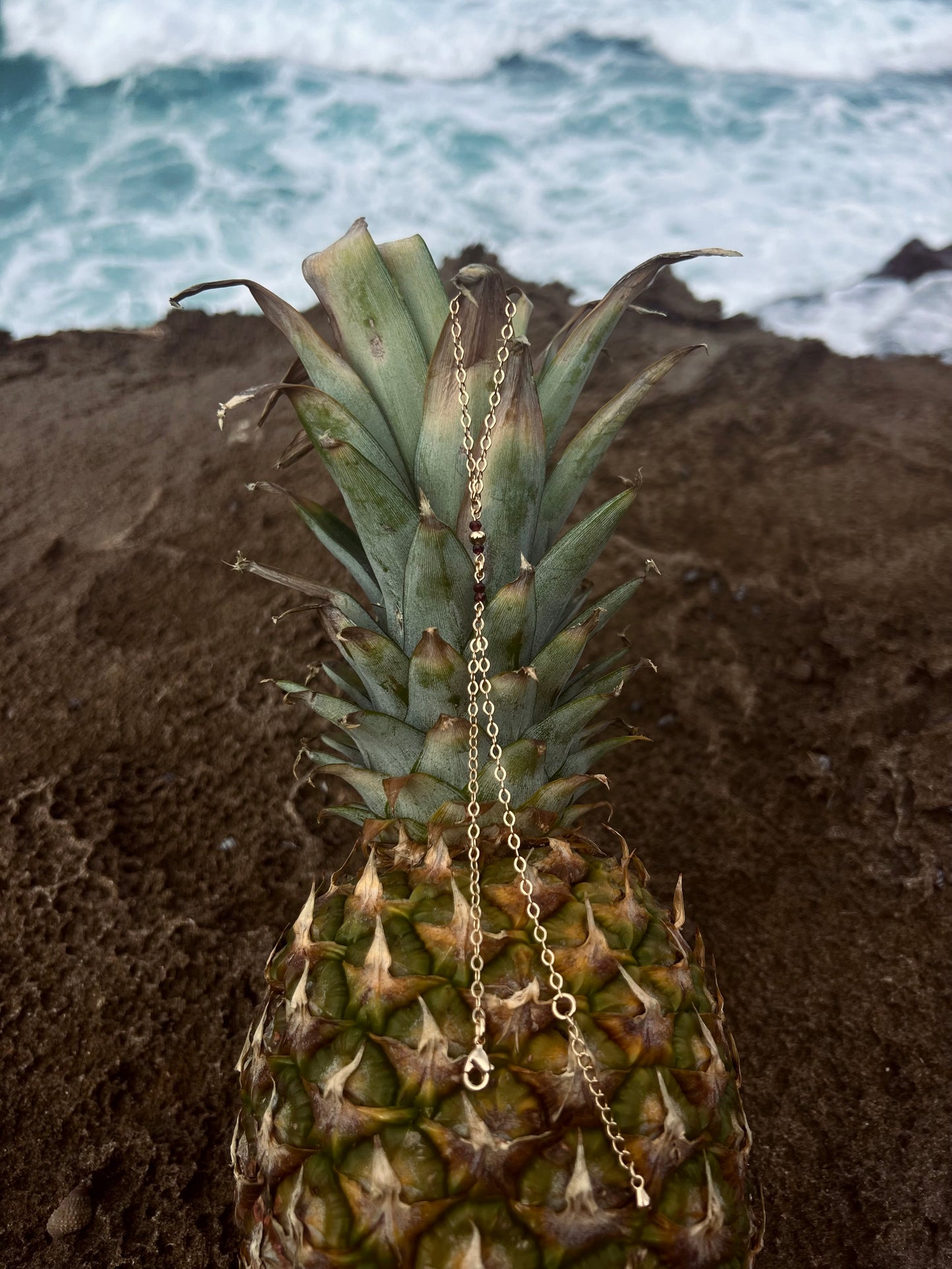Piña Hand Chain