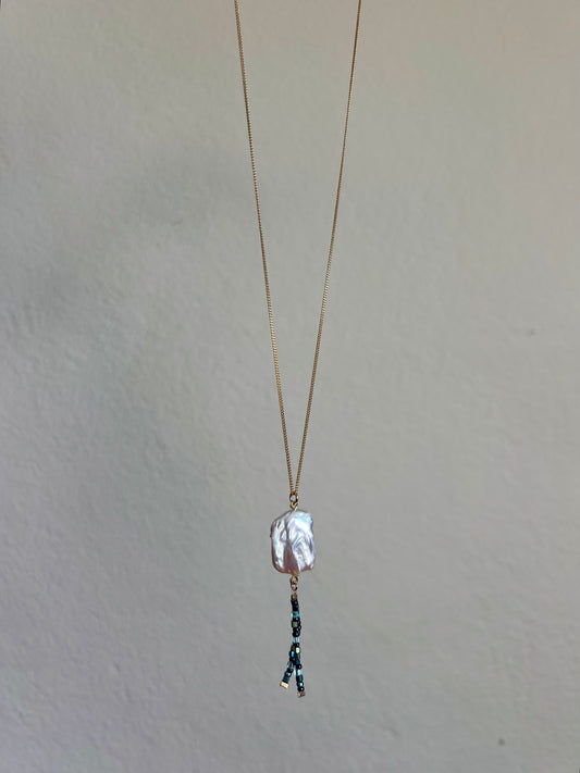 Azul Metálico Necklace