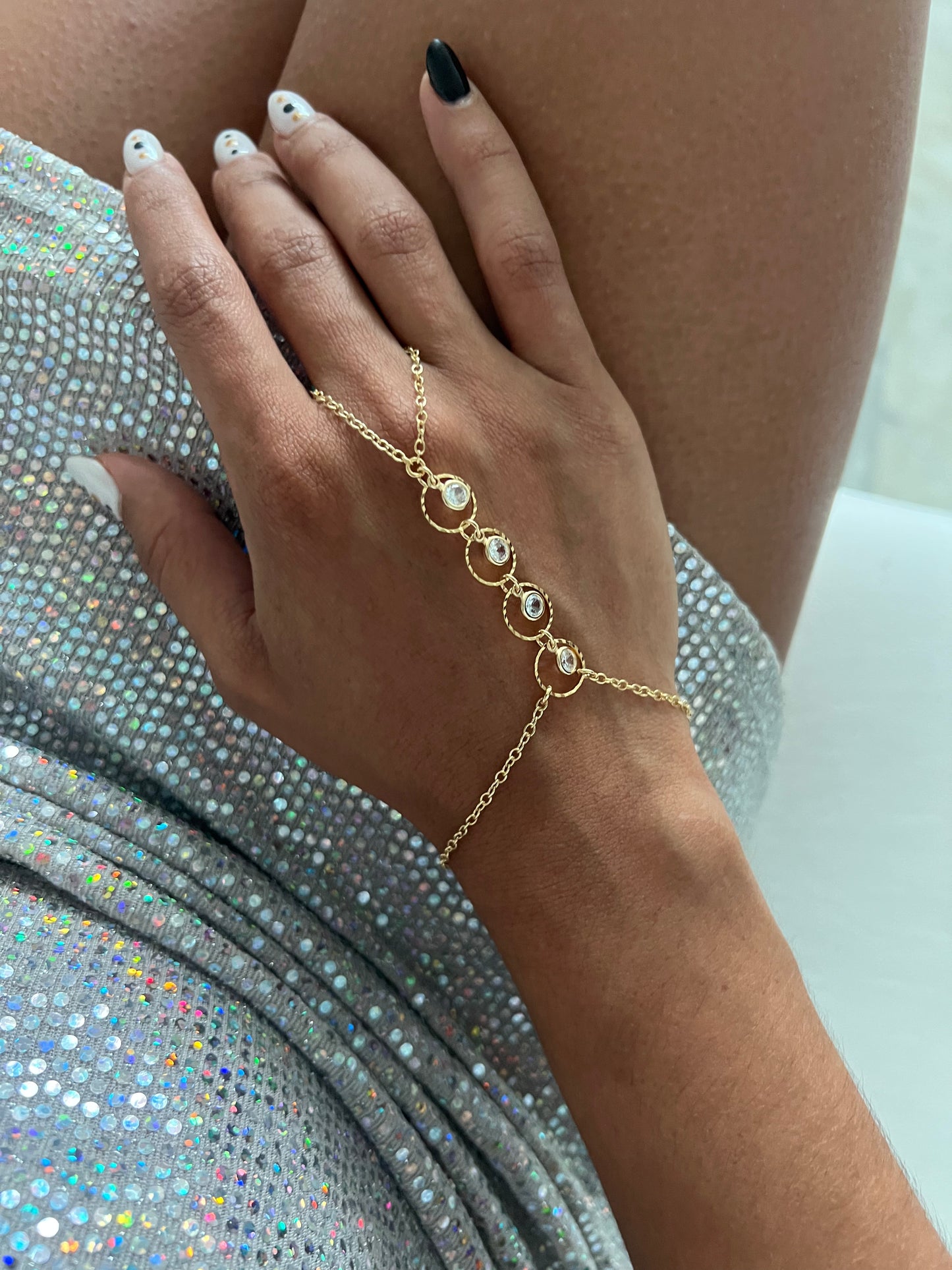 Radiate Zirconia Hand Chain