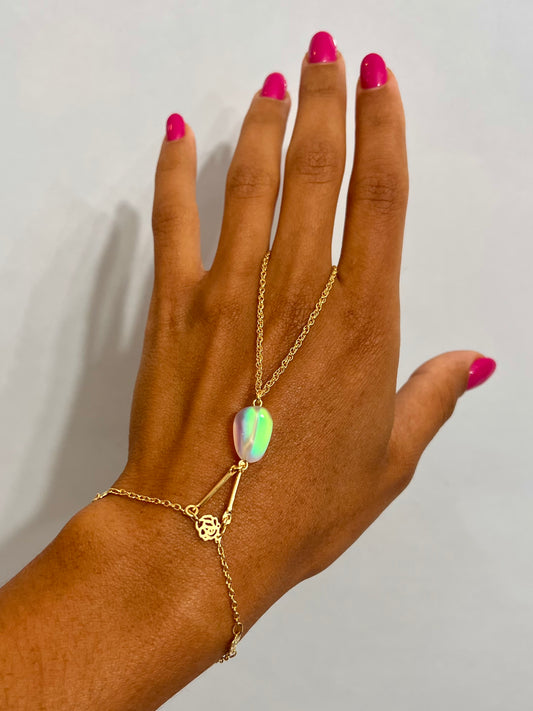 Ópalo Hand Chain