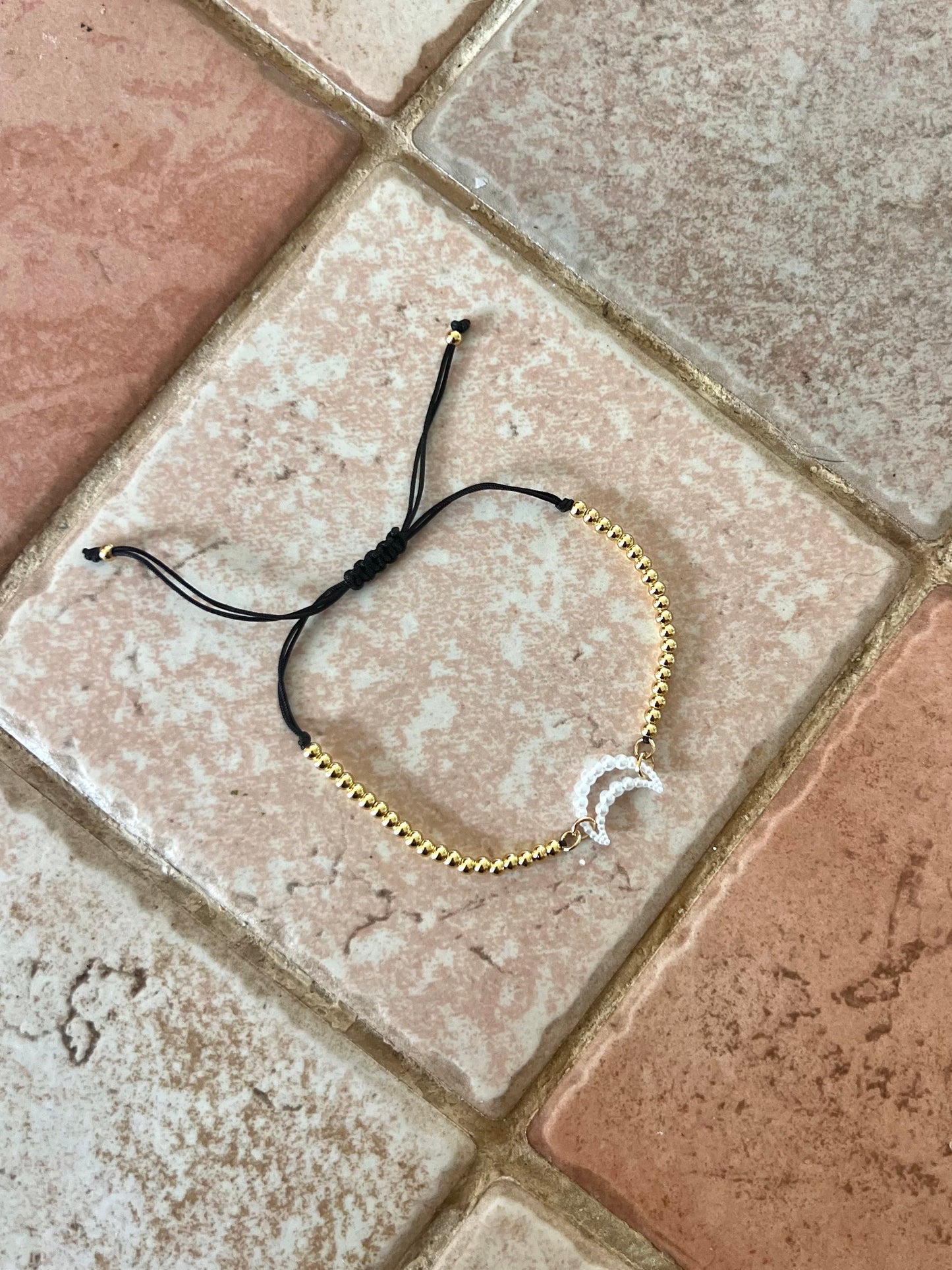 Pearl Moon Black Bracelet
