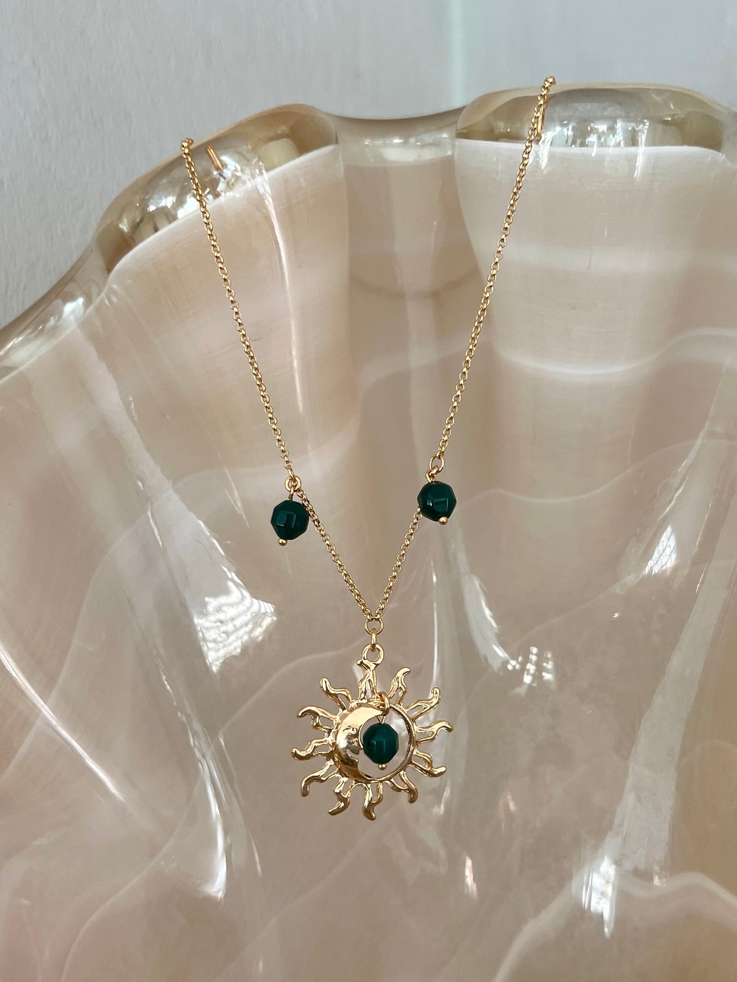 Sunny Emerald Necklace