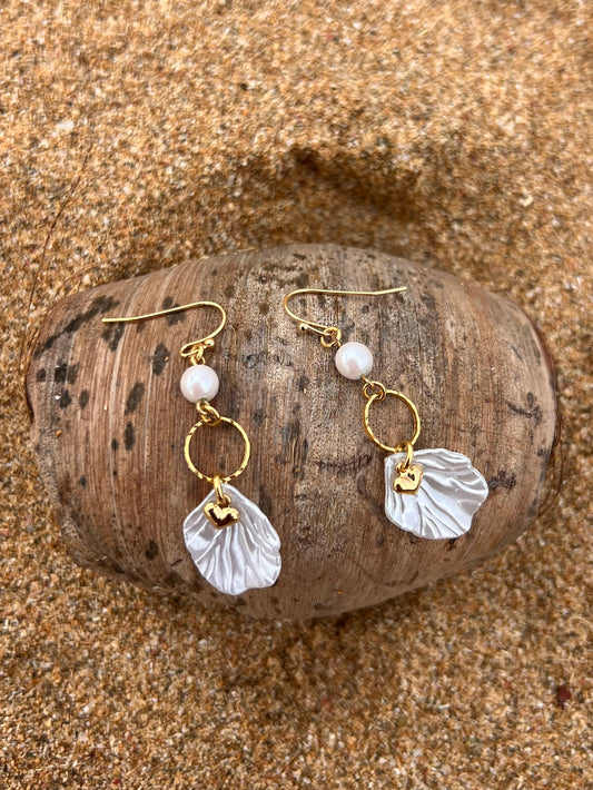 Petalito Earrings