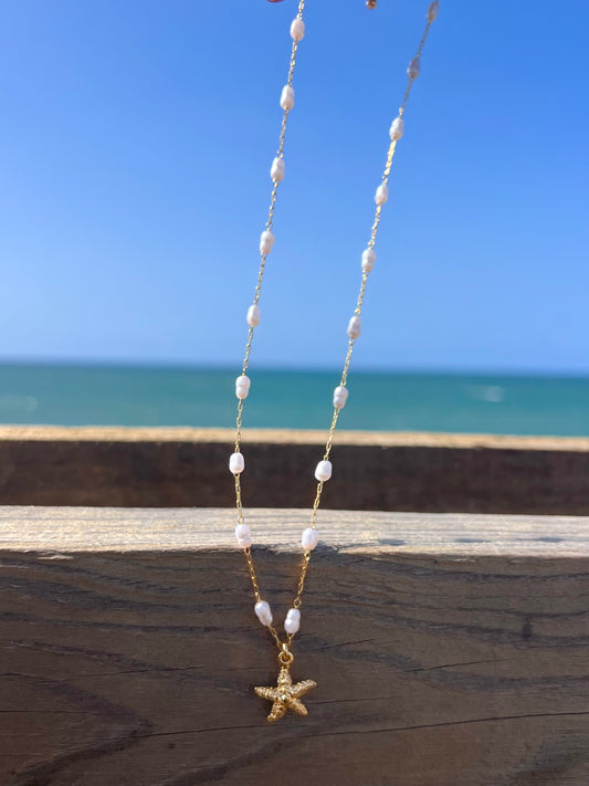 Esterlas Necklace