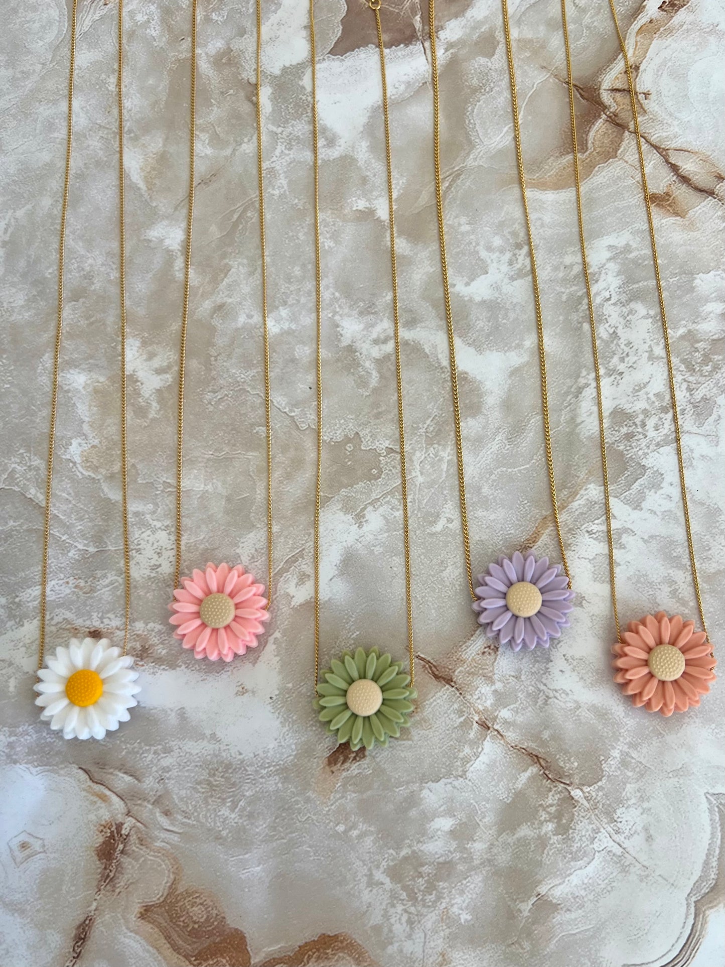 Colorful Daisy Necklaces