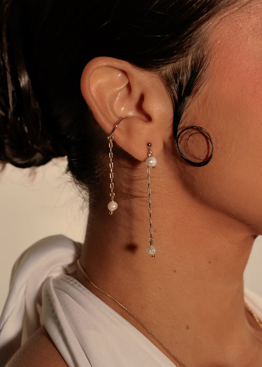 Pérola Cuff Earrings