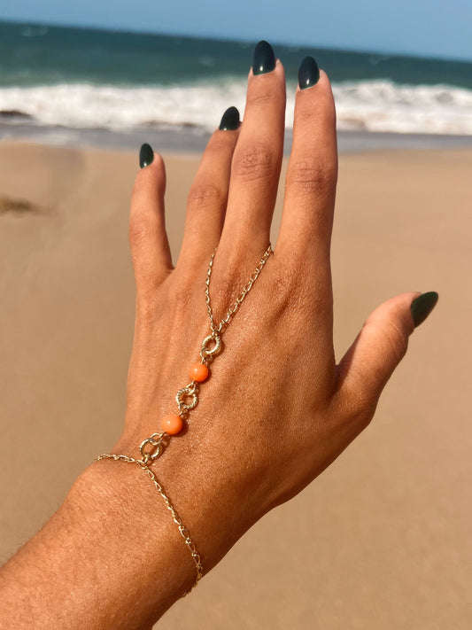 Domes Hand Chain