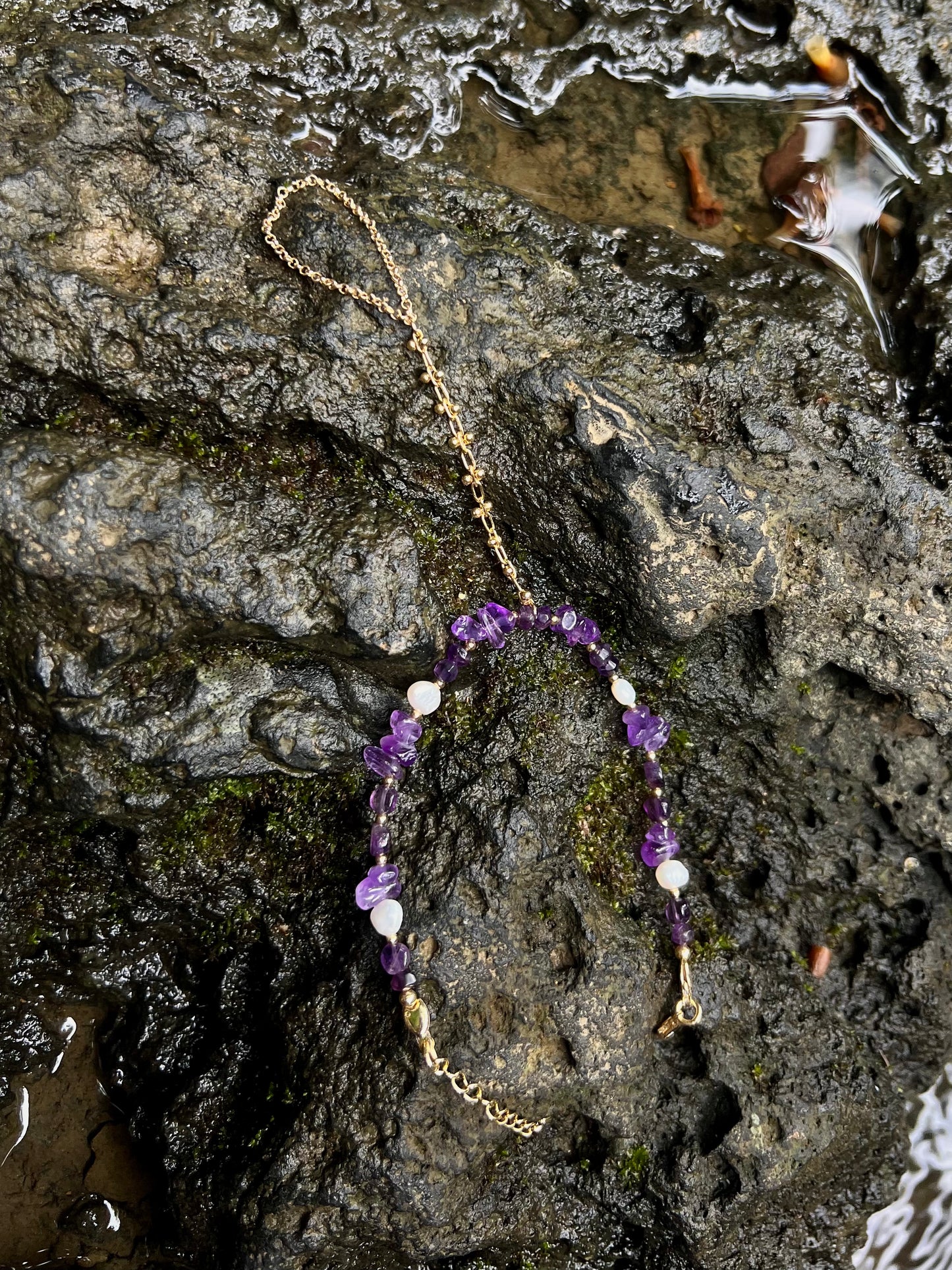 Amethyst Pearls Hand Chain